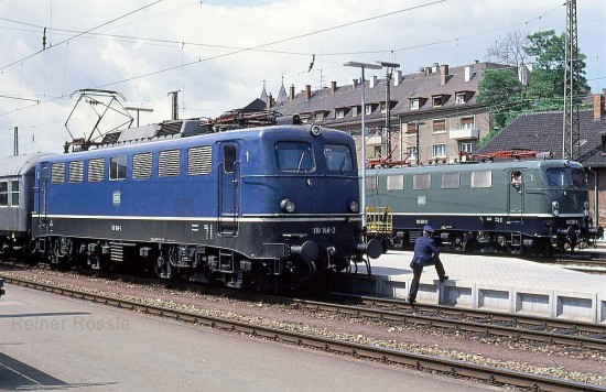 110 168-2 Freiburg Hbf April 1979-1