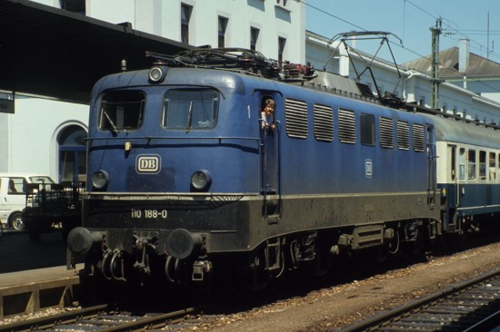 110 188-0 Singen 12.7.90
