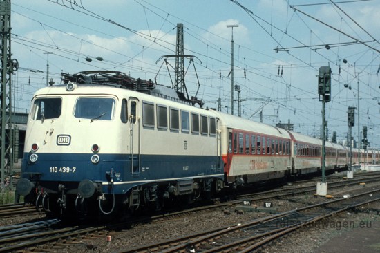 110 439-7 TUI Dortmund 18.6.1989