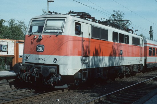 111 117-8 Essen-Eiberg 20.9.93A