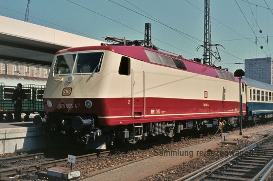 120-005-Muenchen-HBF-15.04.1981 120-005-Muenchen-HBF-15.04.1981