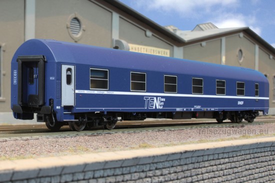 ACME_50586_MU_Seite1