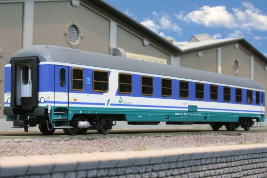 ACME_50774_A_Gangseite