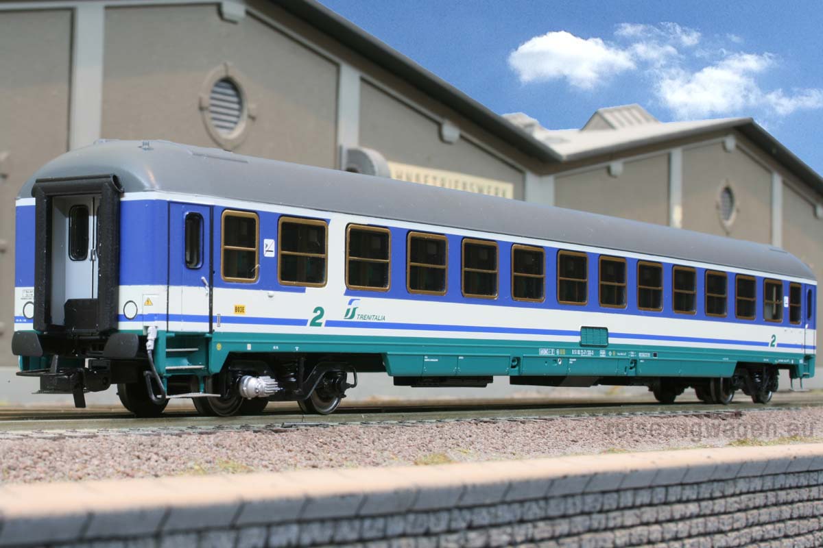 ACME_50786_B_Gangseite