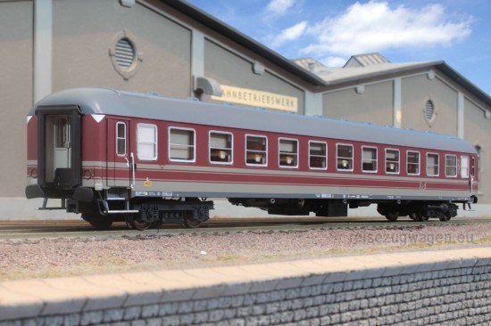 ACME_50983_Bc_Seite2