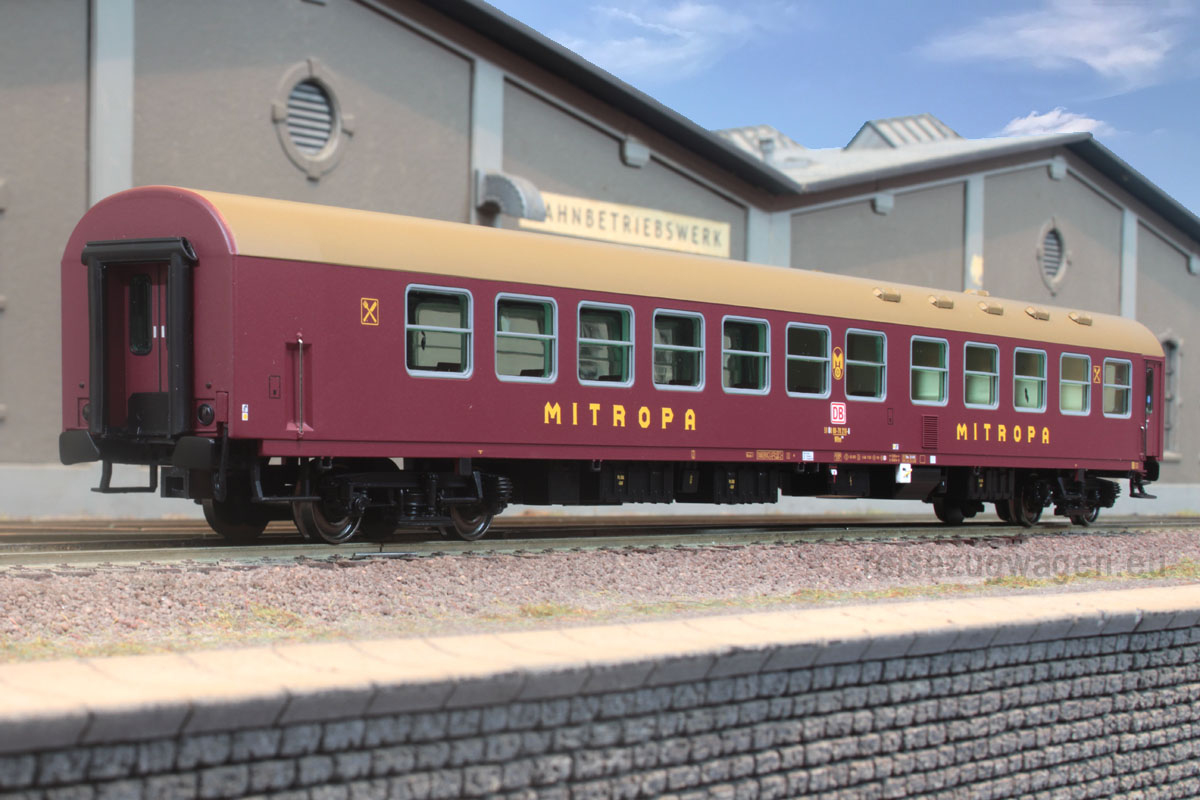 ACME_52132_WR_Seite1