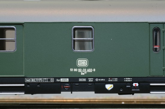 ACME_52204_Detail1