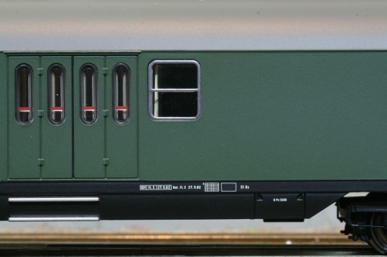ACME_52204_Detail2