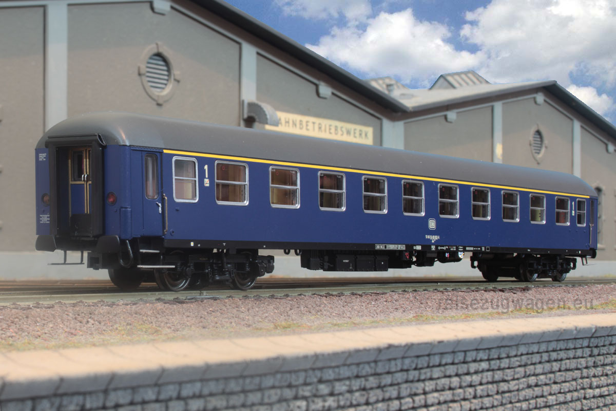 ACME_52221_Am_Seite1