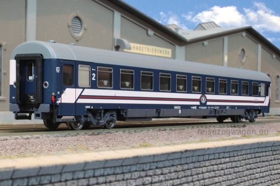 ACME_52437_Bc_Seite2