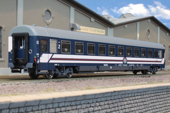 ACME_52438_Bc_Seite2