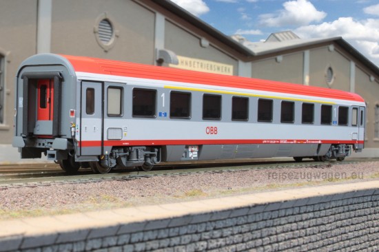 ACME_52515_Am_Seite2