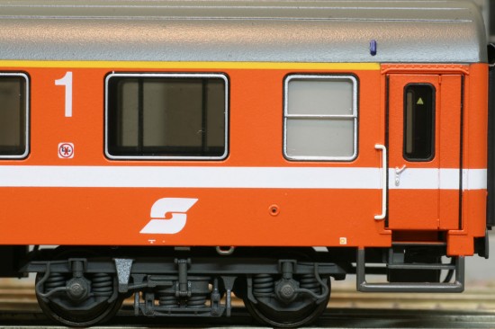 ACME_52628_Detail2