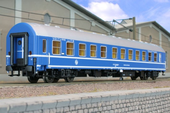 ACME_52852_WL_Gangseite