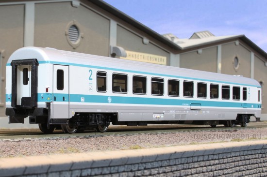 ACME_52861_Beelmt_Seite1