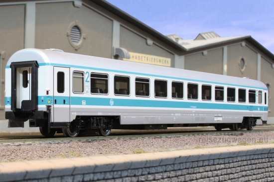 ACME_52864_Beelmt_Seite2