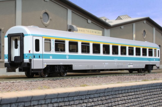 ACME_52871_Aeelmt_Seite2