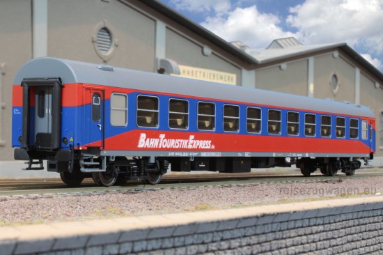ACME_55158-2_Bc_Seite2