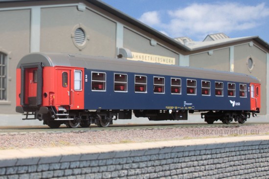 ACME_55216-2_Bc_Seite2 ACME_55216-2_Bc_Seite2