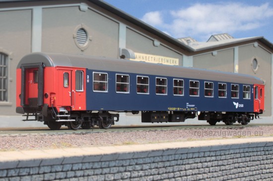 ACME_55216-3_Bc_Seite1 ACME_55216-3_Bc_Seite1