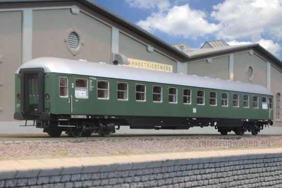 ACME_55305-3_Bc_Seite1