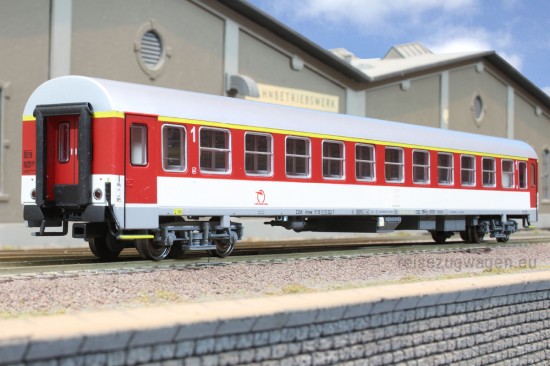 ACME_90081-1_Am_Seite1