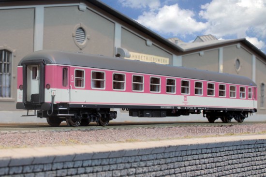 ACME_90221-3_Bc_Seite1