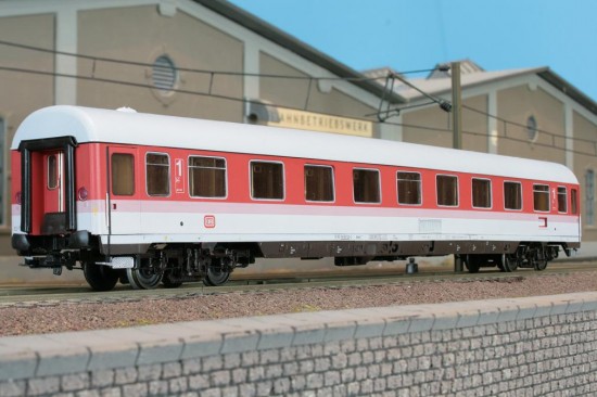 Ade_113451_Avmz111_Schwenkschiebetüren