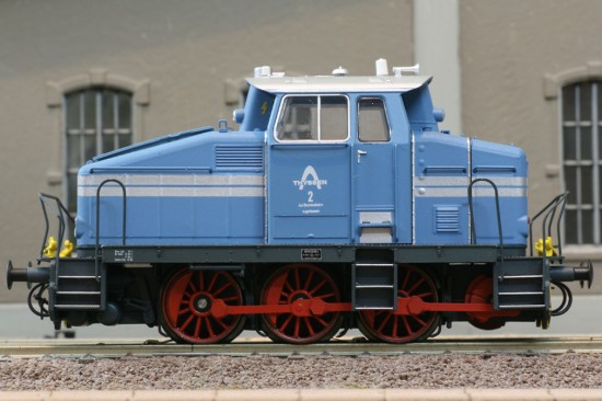 Ade_255001_DHG-2 Ade_255001_DHG-2