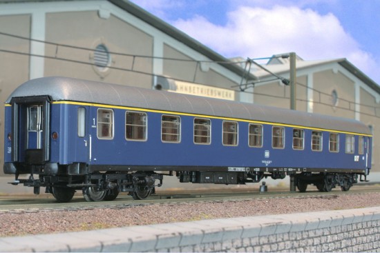 Ade_3304_Aüm203_1210 Ade_3304_Aüm203_1210