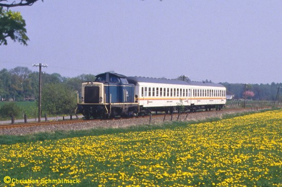 Bcm 247_1993-04-30  13uhr33 212 003+N5160 AN-AHWT östlich Wasbek Kopie4