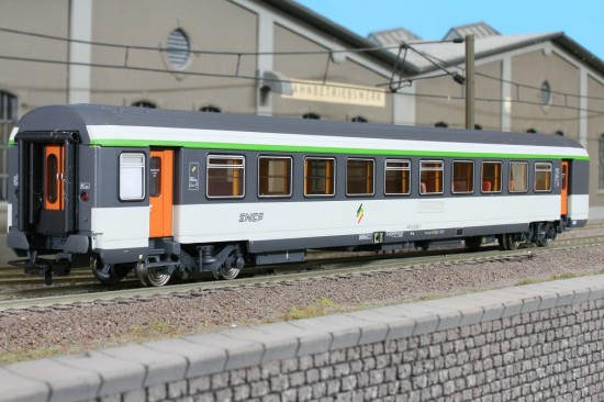 Corail_B5halbtu_Nudel_40121