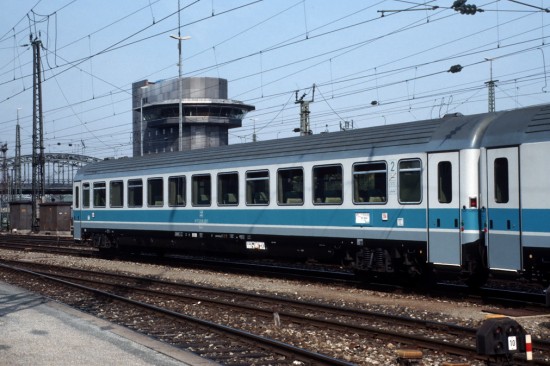 JZ Beelmt 61 72 20 - 90 208-5 Muenchen 8.4.92