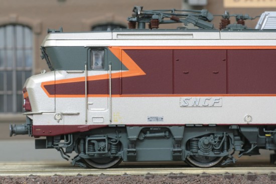 LS_10048_BB15015_Detail