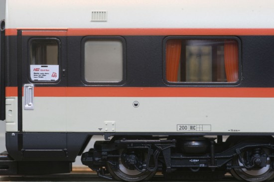 LS_16001_Detail5