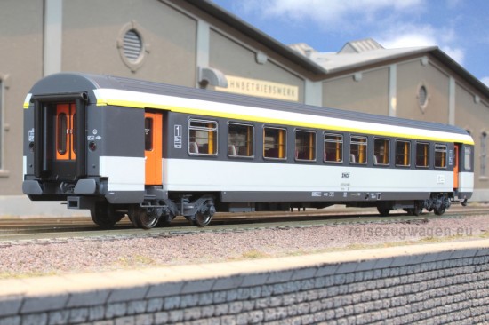 LS_40136-1_A10rtu_Seite1