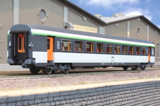 LS_40136-3_B11tu_Seite1