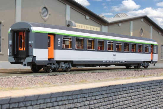 LS_40177_B11_Seite2 LS_40177_B11_Seite2