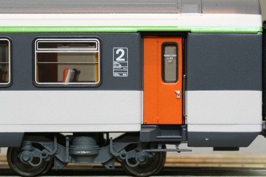 LS_40177_Detail2 LS_40177_Detail2