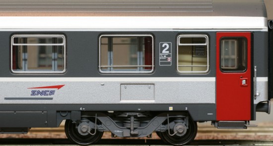 LS_40375_Detail3