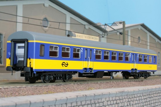 LS_44128_W2_InterCity