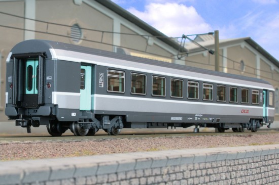 LS_45004-1_B10tu_CFL