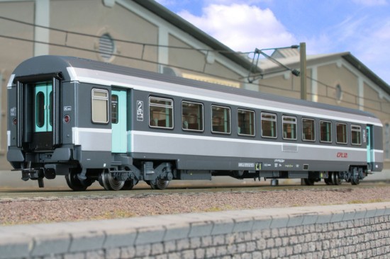 LS_45004-2_B10tu_CFL