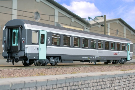 LS_45004-3_B10tu_CFL