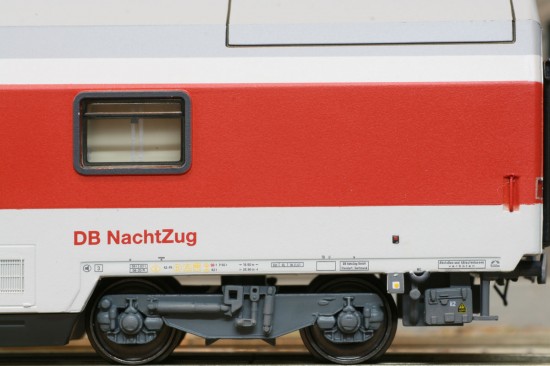 LS_46030-1_Detail2