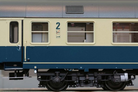 LS_46077_Detail