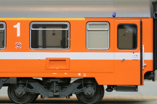 LS_47110_Detail2