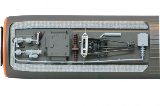 LS_47235_WRm_Detail