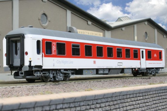 LS_49018-1_BDcm_Gangseite