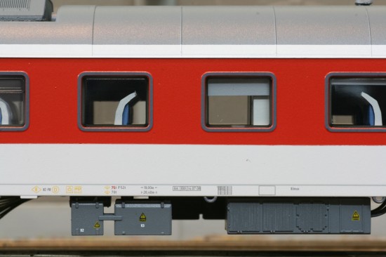 LS_49053-3_Detail2